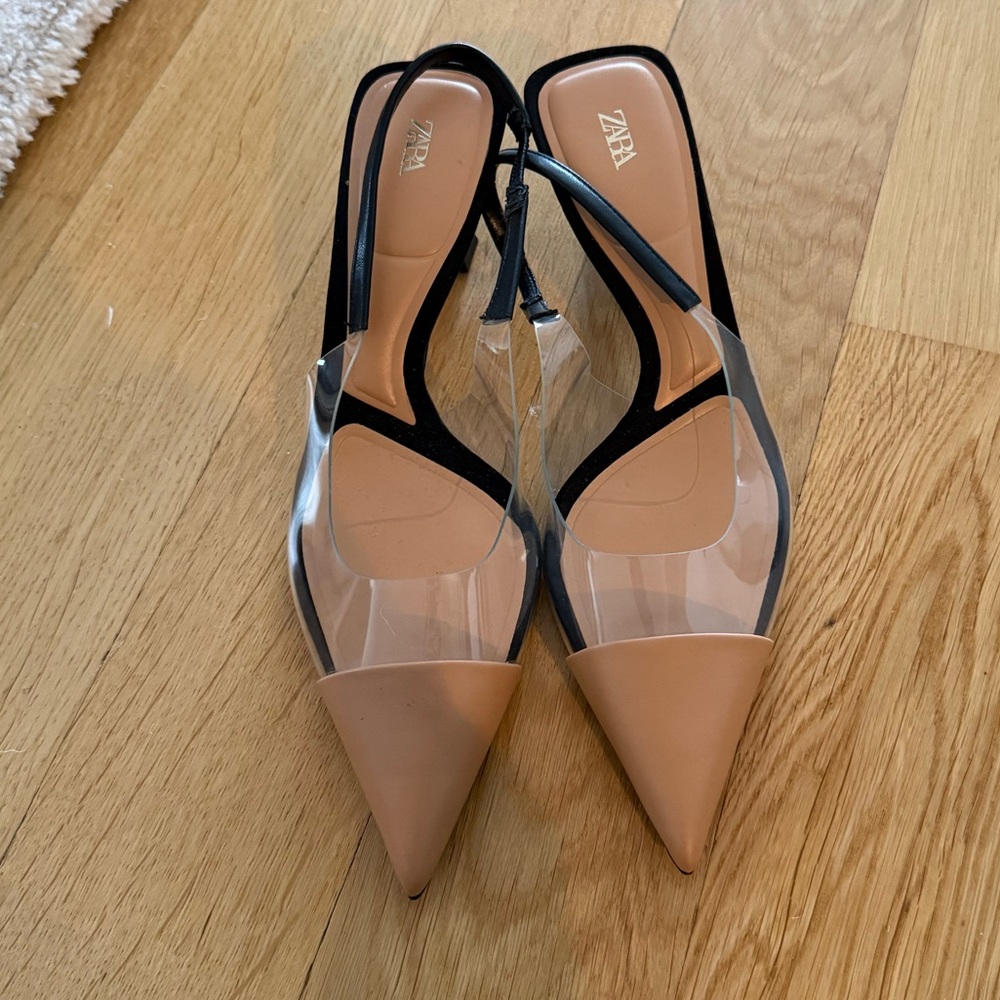 Zara pointed toe kitten heels